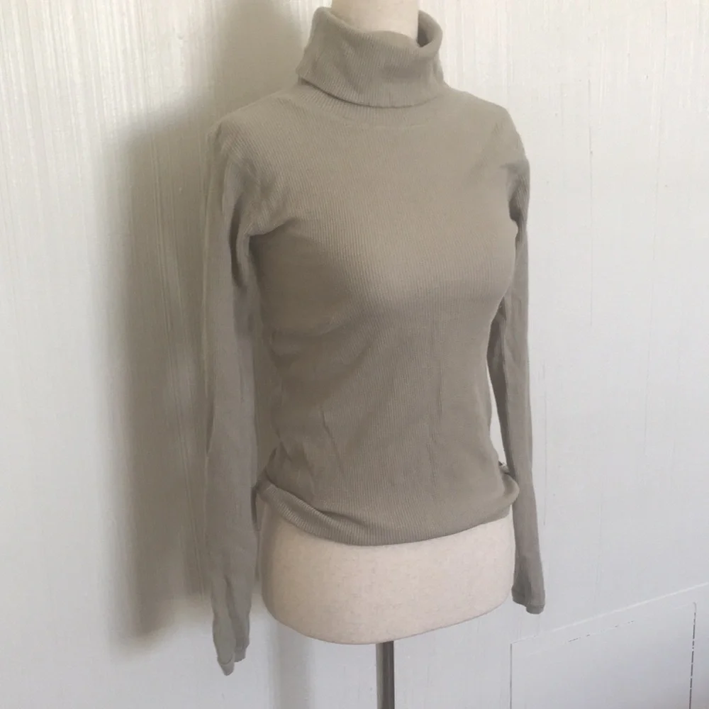 NWOT Nui Franco cotton kids turtleneck top shirt Sage green PJ Outerwear 12 M L